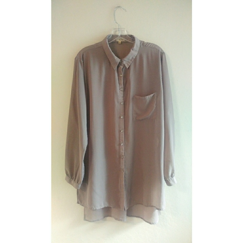 Lily White semi sheer top SZ L. F7